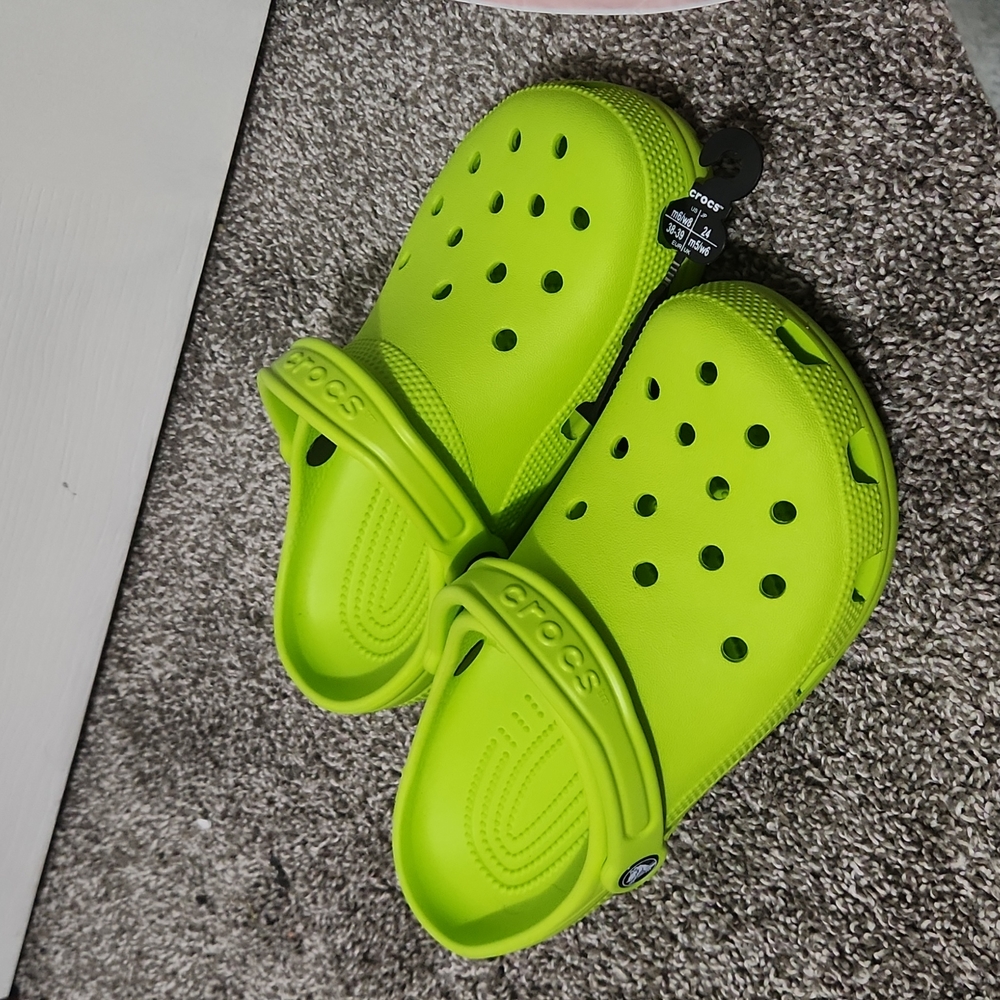Crocs